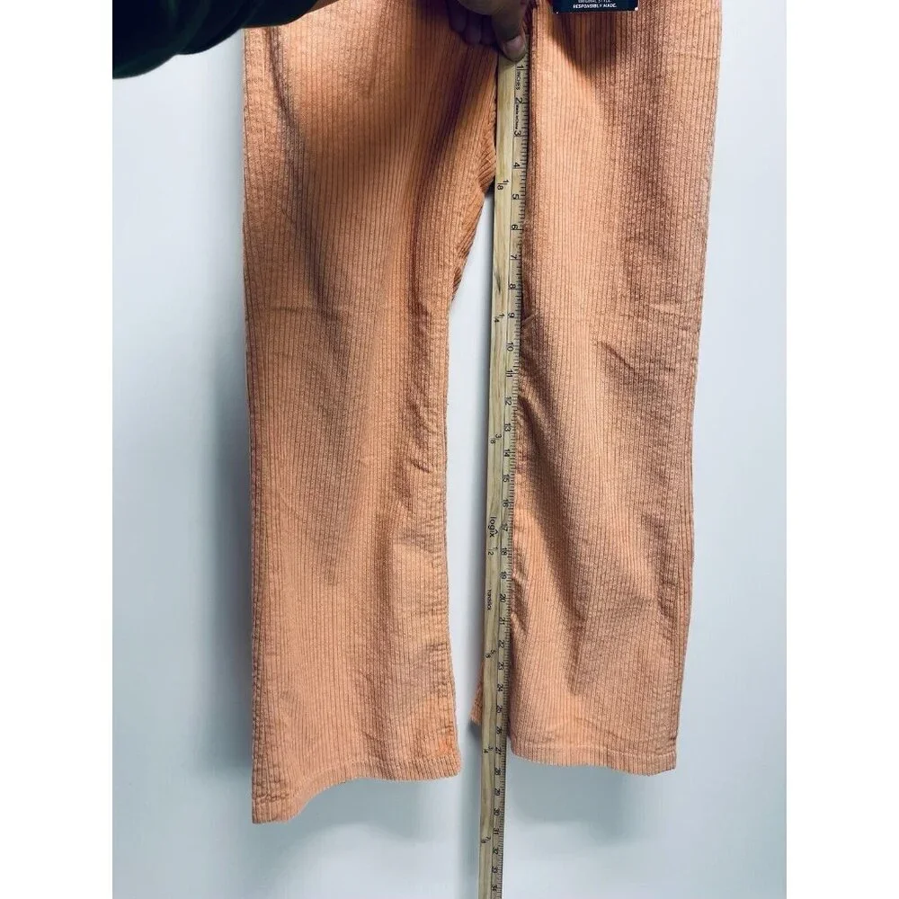 Levi's Pants Corduroy Sz 25x27 Women’s High Rise Math Club Flare Trouser Orange - Picture 8 of 10